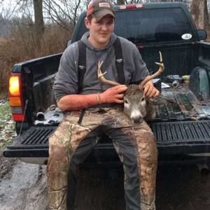 Meet your Posher, Travis